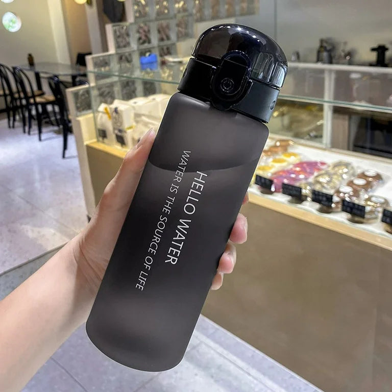 Hello water Freeze plastic water bottle 780ml